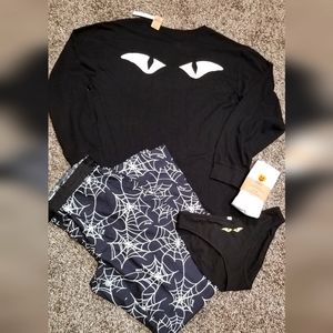 SOLD!! Victoria's Secret Pink Halloween Bundle